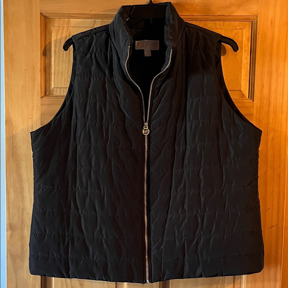MICHAEL Michael Kors Black Puffer Vest